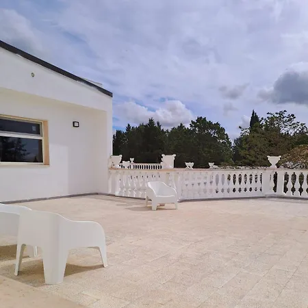 Tenuta Lo Cuoccio *